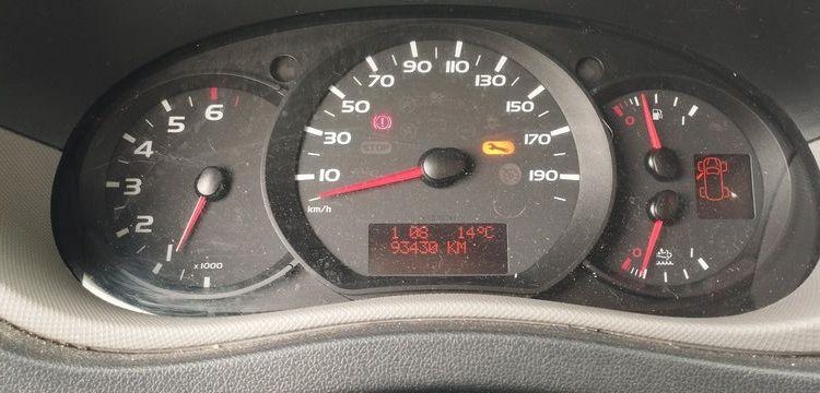 RENAULT MASTER EV 2,3 DCI 130FWD 130 CV/96KW – DIESEL – 93430 KMS – ANNEE 2017 BLANC EQ-423-JB