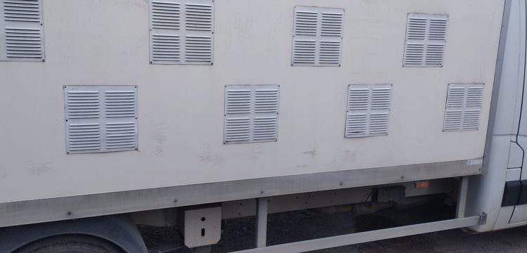 RENAULT MASTER EV 2,3 DCI 130FWD 130 CV/96KW – DIESEL – 93430 KMS – ANNEE 2017 BLANC EQ-423-JB