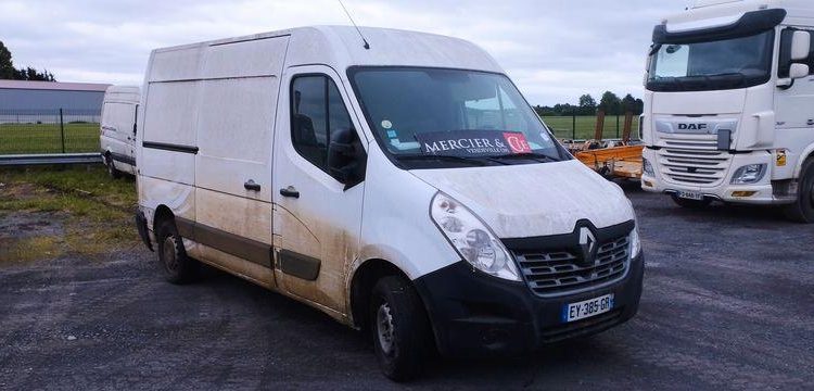 RENAULT MASTER 2.3 DCI 130CV FOURGON L2H2 12M3  EY-385-GR