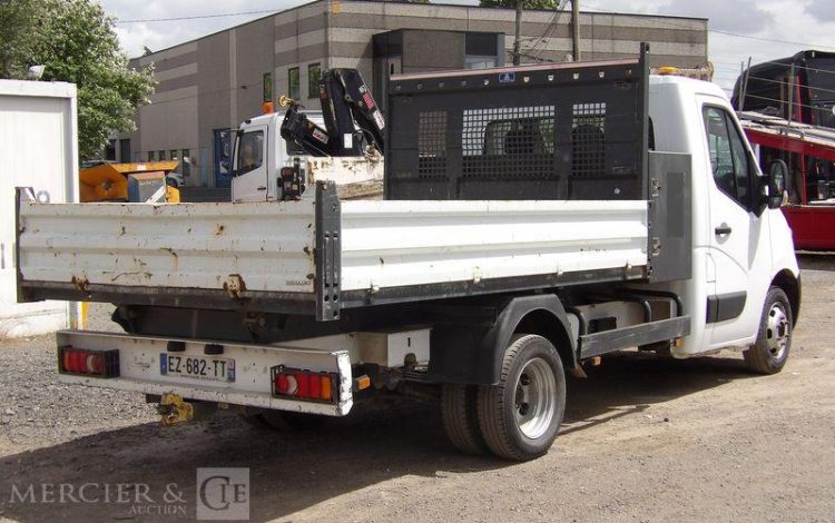 RENAULT MASTER  EZ-682-TT