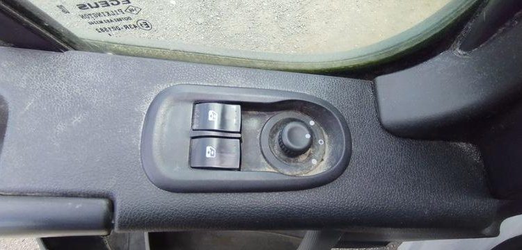 RENAULT MASTER  EZ-682-TT