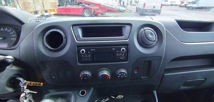 RENAULT MASTER  EZ-682-TT
