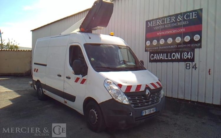 RENAULT MASTER AVEC NACELLE KLUBB K26 12A14M  FB-158-HQ