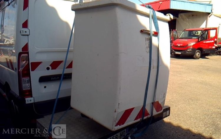 RENAULT MASTER AVEC NACELLE KLUBB K26 12A14M  FB-158-HQ