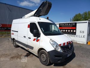 RENAULT MASTER AVEC NACELLE KLUBB K26 12A14M  FC-801-QV