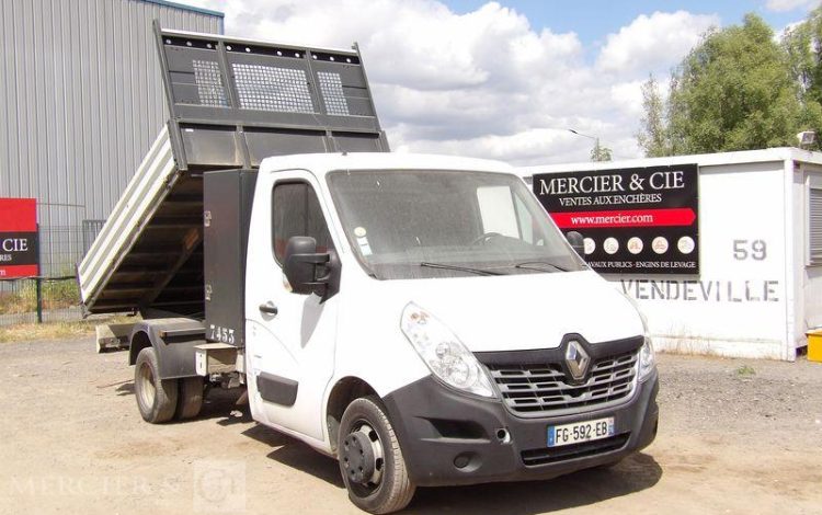 RENAULT MASTER  FG-592-EB