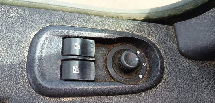 RENAULT MASTER  FG-592-EB