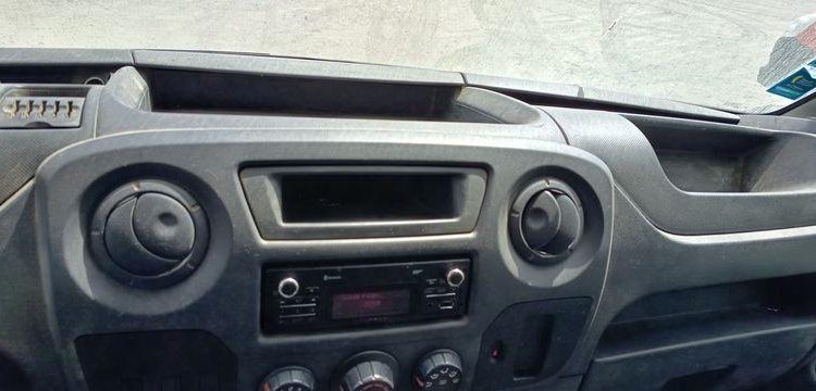 RENAULT MASTER  FG-592-EB