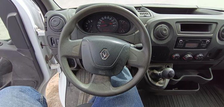 RENAULT MASTER  FG-592-EB