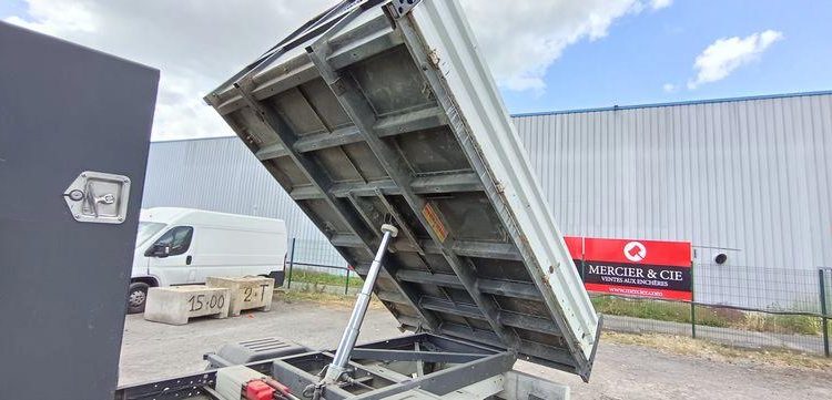 RENAULT MASTER  FG-592-EB