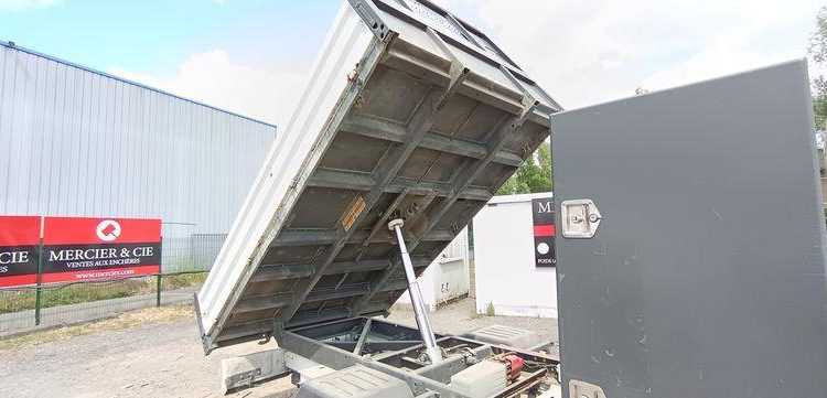 RENAULT MASTER  FG-592-EB