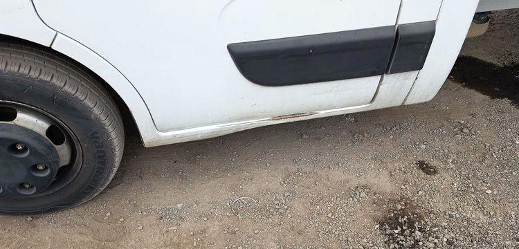 RENAULT MASTER  FG-592-EB