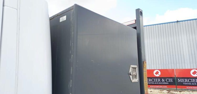 RENAULT MASTER  FG-592-EB