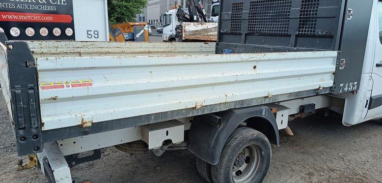 RENAULT MASTER  FG-592-EB