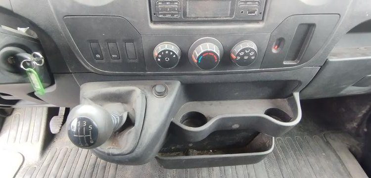 RENAULT MASTER  FH-077-CC
