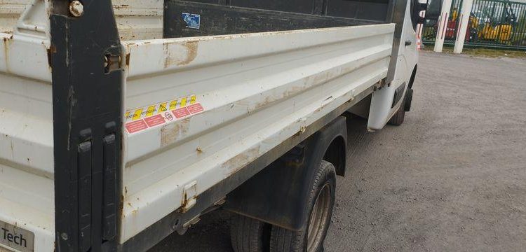 RENAULT MASTER  FH-077-CC