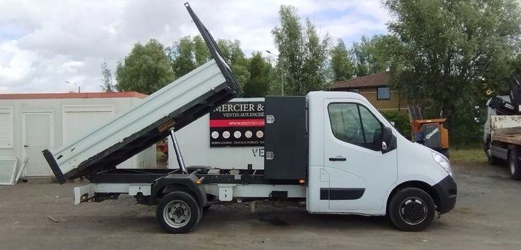 RENAULT MASTER  FH-672-CB