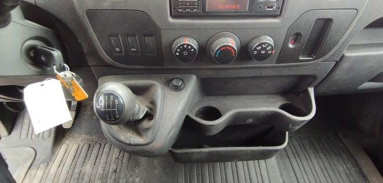 RENAULT MASTER  FH-672-CB