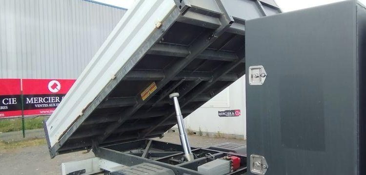RENAULT MASTER  FH-672-CB