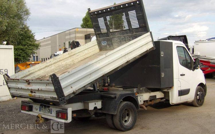 RENAULT MASTER  FH-777-CB