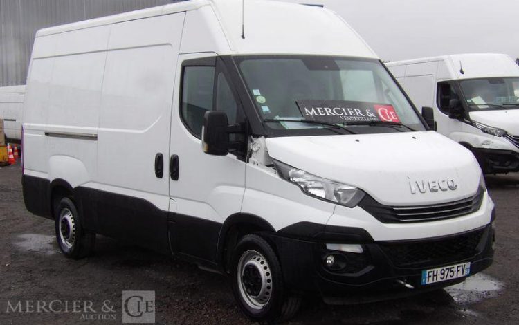 IVECO DAILY 35S14 NON ROULANT BLANC FH-975-FV