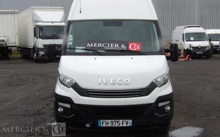 IVECO DAILY 35S14 NON ROULANT BLANC FH-975-FV