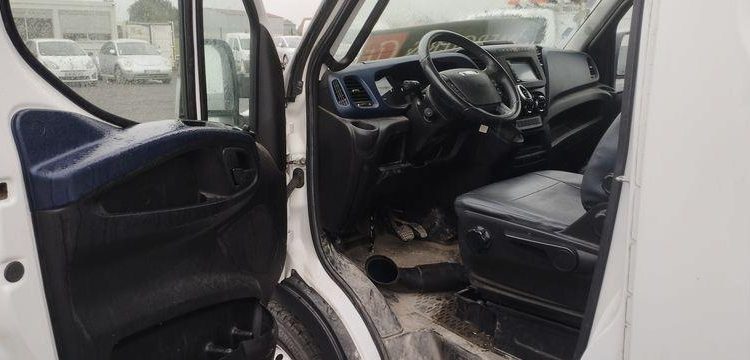 IVECO DAILY 35S14 NON ROULANT BLANC FH-975-FV