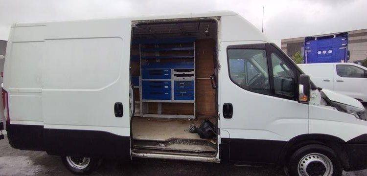 IVECO DAILY 35S14 NON ROULANT BLANC FH-975-FV