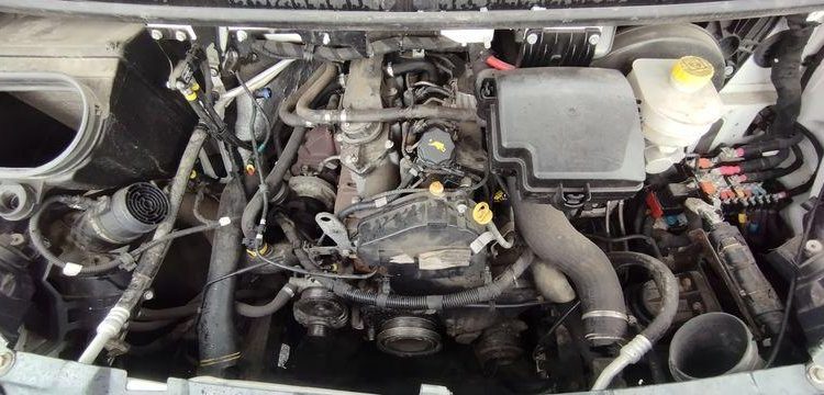 IVECO DAILY 35S14 NON ROULANT BLANC FH-975-FV