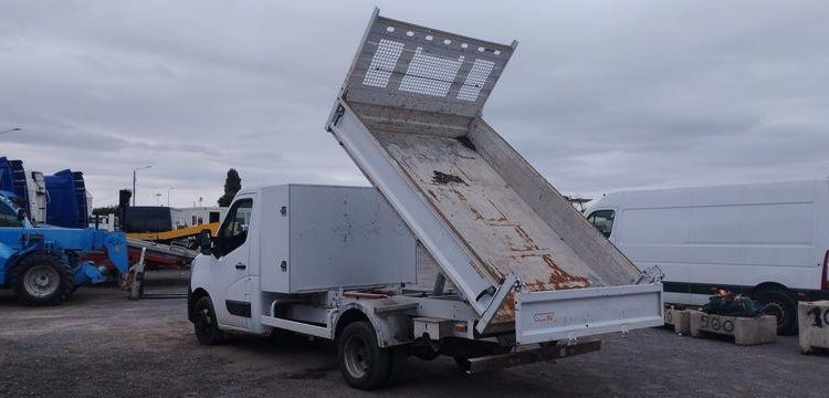 RENAULT DAILY 35C13  FM-828-PE