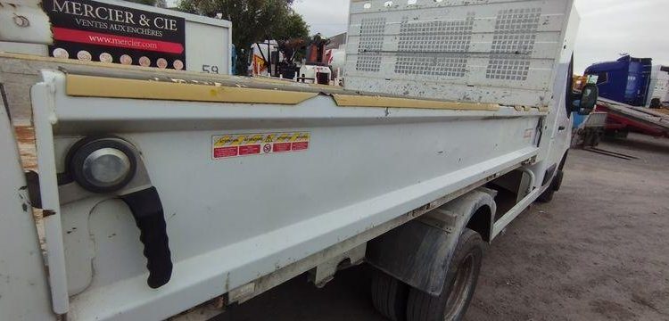 RENAULT DAILY 35C13  FM-828-PE
