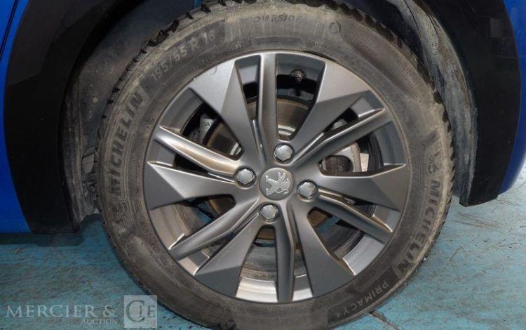 PEUGEOT E-208 135 77PPM 50KWH ALLURE BVA BLEU FQ-295-XS