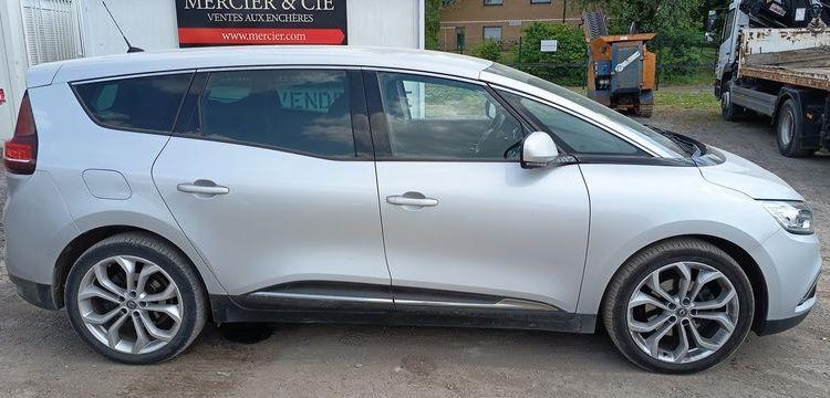 RENAULT GRAND SCENIC IV 1.7 BLUEDCI 120 BUSINESS GRIS FQ-883-YY