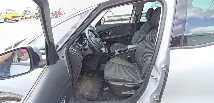 RENAULT GRAND SCENIC IV 1.7 BLUEDCI 120 BUSINESS GRIS FQ-883-YY