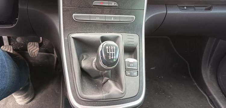 RENAULT GRAND SCENIC IV 1.7 BLUEDCI 120 BUSINESS GRIS FQ-883-YY