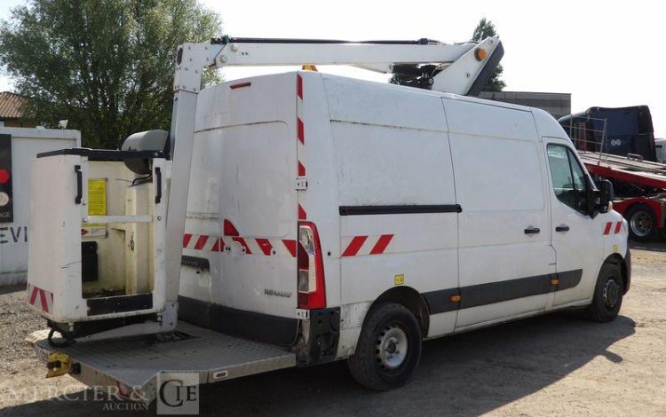 RENAULT MASTER AVEC NACELLE VERSALIFT ETL32-125 12A14M  FQ-929-VW