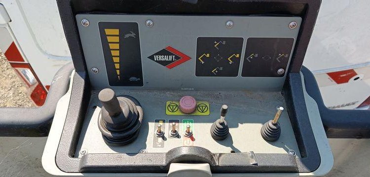 RENAULT MASTER AVEC NACELLE VERSALIFT ETL32-125 12A14M  FQ-929-VW