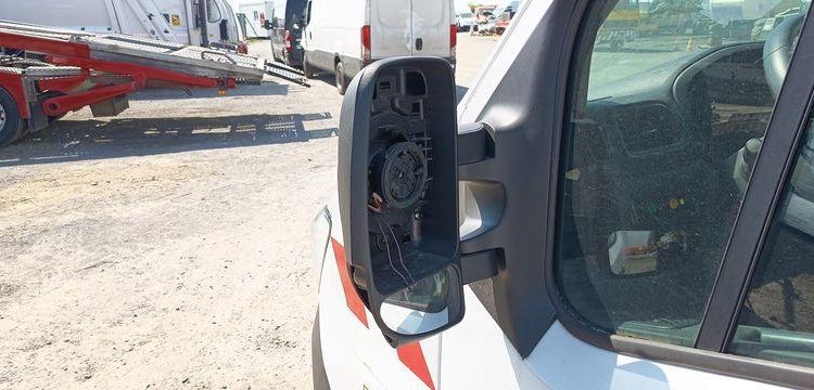 RENAULT MASTER AVEC NACELLE VERSALIFT ETL32-125 12A14M  FQ-929-VW