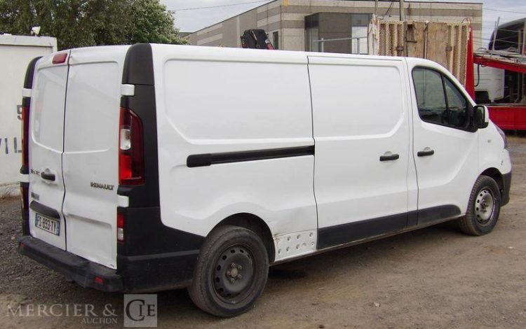 RENAULT TRAFIC FOURGON 2.0 DCI 120 L2H1 CONFORT BLANC FS-893-TY