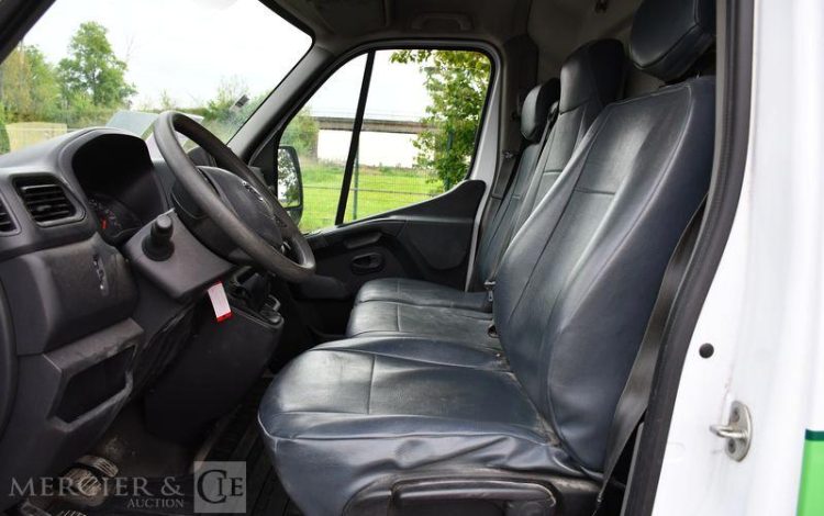 NISSAN NV400 DCI 135 N-CONNECTA L2H2 BLANC FT-892-LC