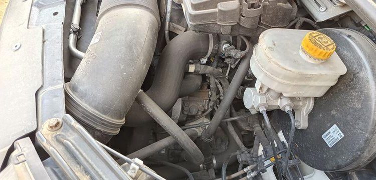 IVECO DAILY BLANC GC-592-DL