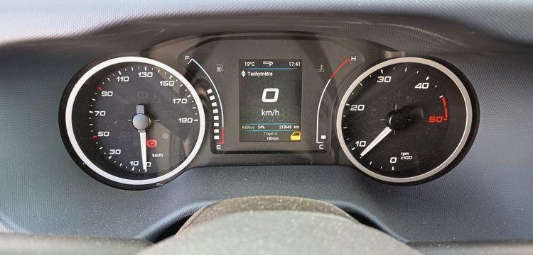 IVECO DAILY BLANC GE-357-AC