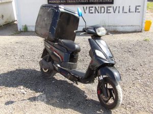 RED ELECTRIQUE SCOOTER ELECTRIQUE 50CC RED E + PRO  GE-360-LK