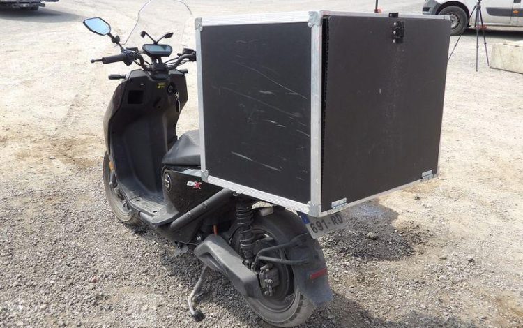 SUPER SOCO SCOOTER CPX 50CM3 – ELECTRIQUE – 8320 MILES – ANNEE 222  GG-691-RD