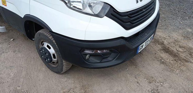 IVECO 35C16 CAISSE  GM-123-AM
