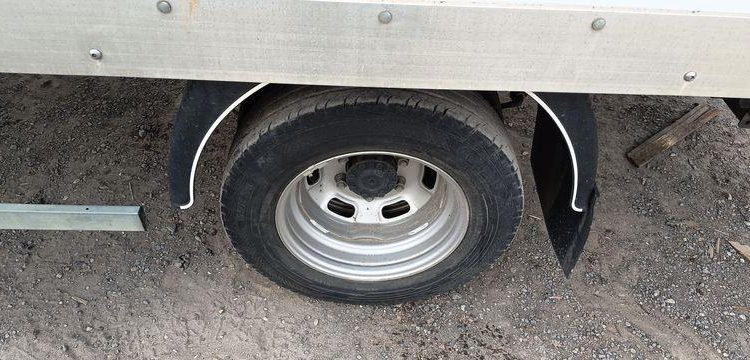 IVECO 35C16 CAISSE  GM-123-AM