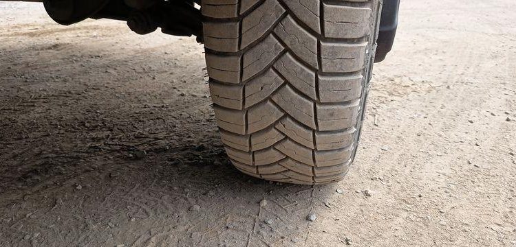 IVECO 35C16 CAISSE  GM-123-AM
