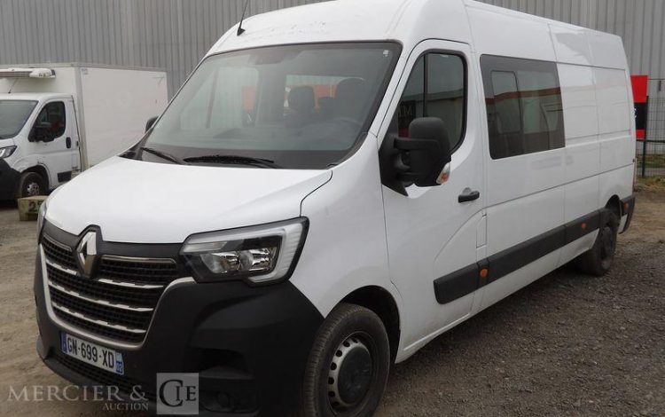 RENAULT MASTER 3 L3H2 2,3 DCI 136CV – DIESEL – 59557 KMS – ANNEE 2023 BLANC GN-699-XD