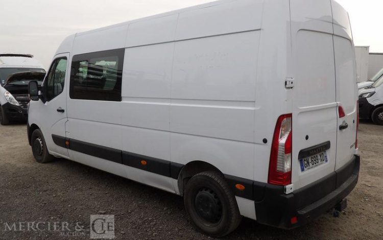 RENAULT MASTER 3 L3H2 2,3 DCI 136CV – DIESEL – 59557 KMS – ANNEE 2023 BLANC GN-699-XD