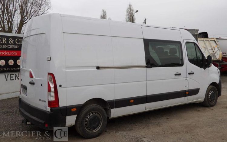 RENAULT MASTER 3 L3H2 2,3 DCI 136CV – DIESEL – 59557 KMS – ANNEE 2023 BLANC GN-699-XD